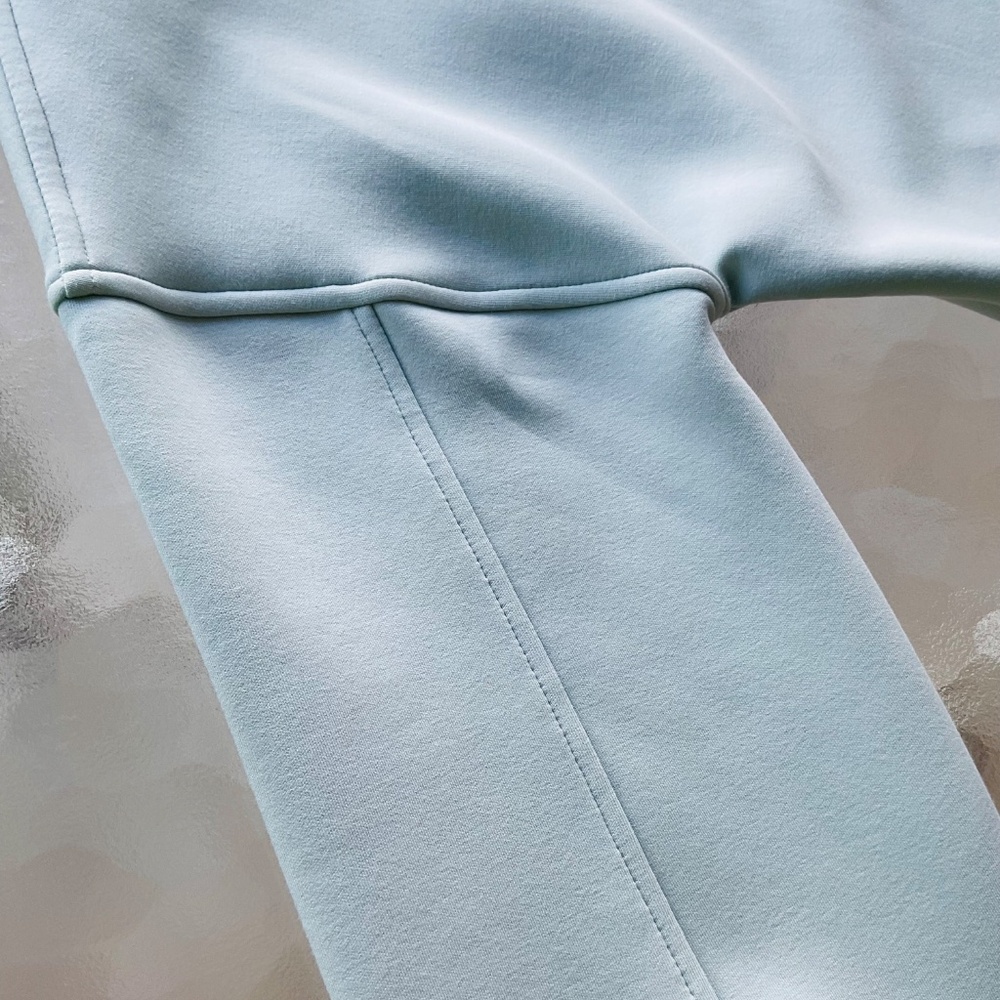 CALIA LONG SLEEVED TOP - Picture 8 of 9